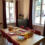 La Petite Chouette Bed & Breakfast 3*