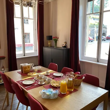 La Petite Chouette Bed & Breakfast 3*