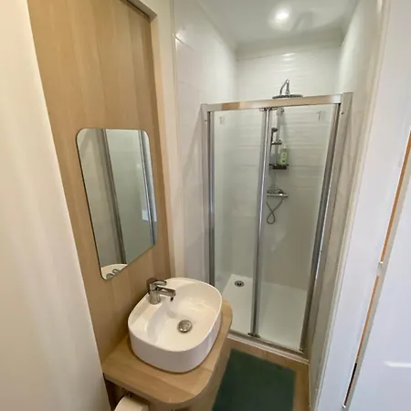 فندق مبيت وإفطار La Petite Chouette Rochesson