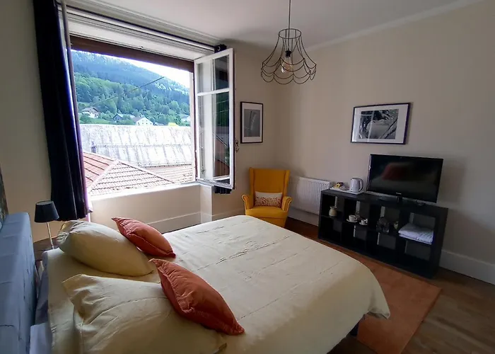 La Petite Chouette Bed & Breakfast Rochesson